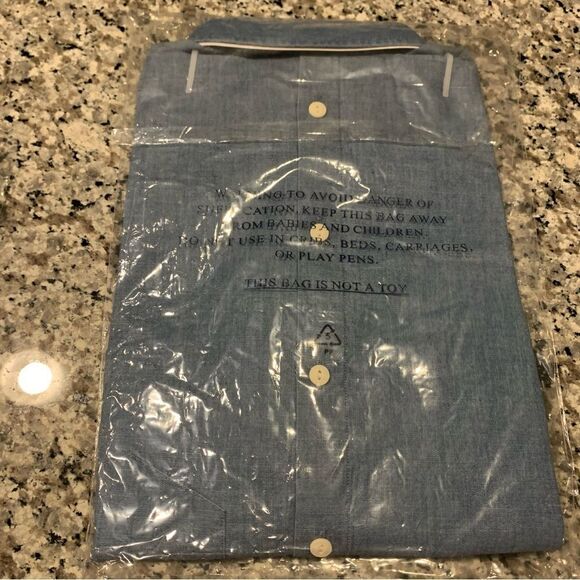 Untuckit Top 6 - Picture 4 of 5